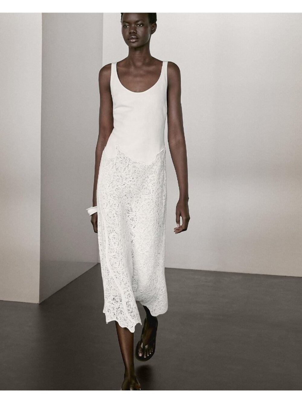 Massimo Dutti Womens Midi Lace Dress EU 38 US 6 White Scalloped 6632/585 NWT